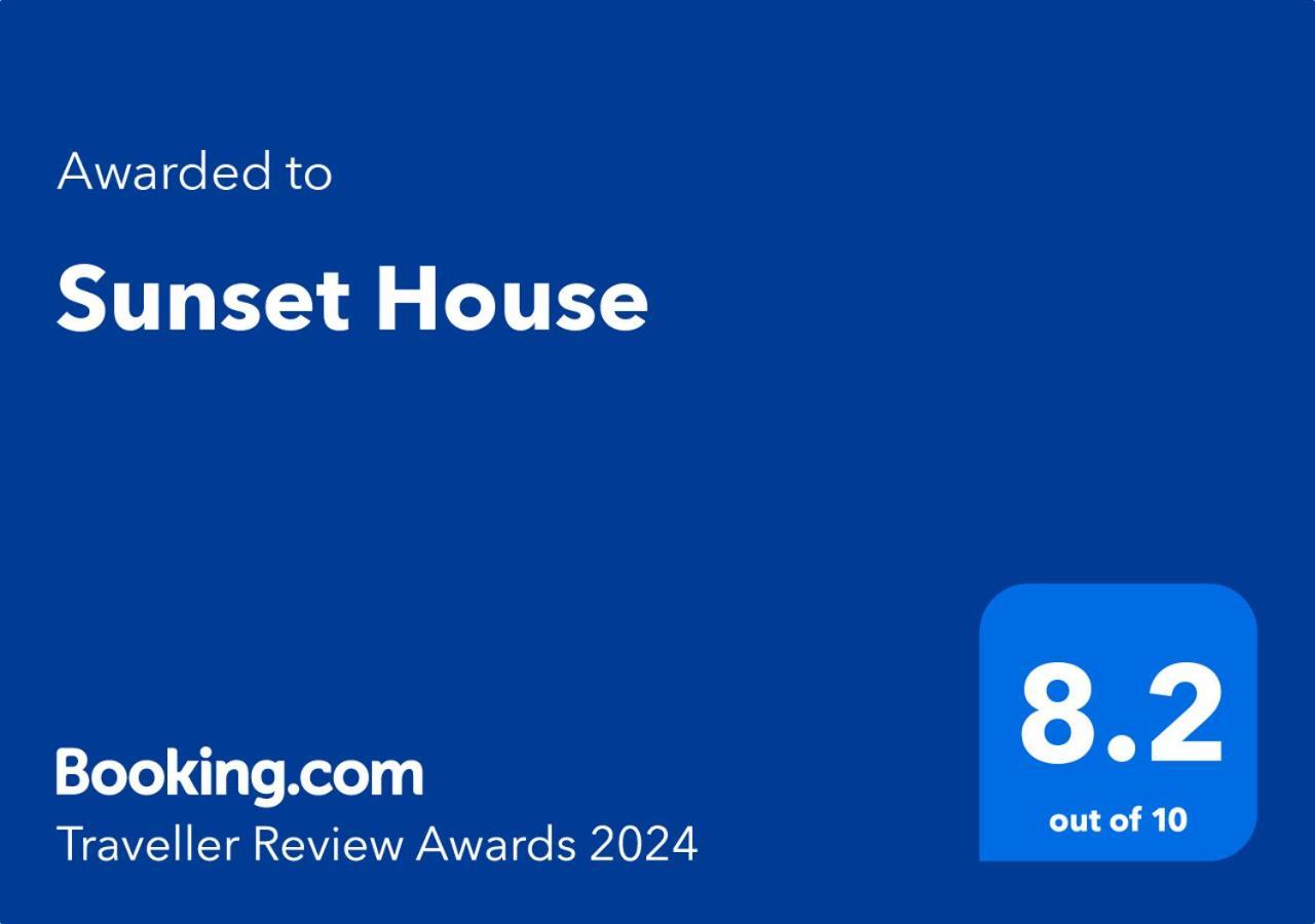 Villa Sunset Hause Warna Exterior foto